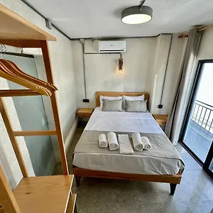  酒店 Elegance House